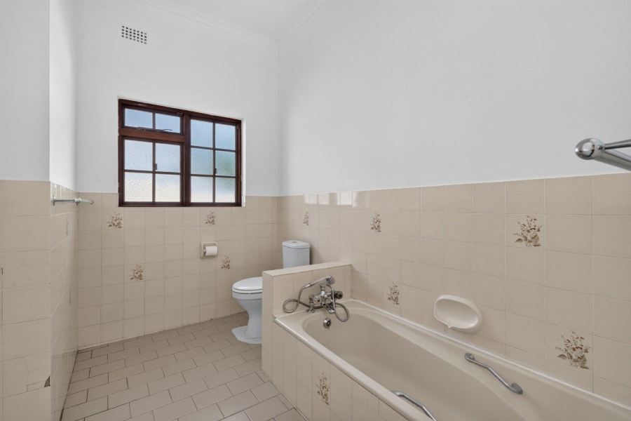 4 Bedroom Property for Sale in Claremont Western Cape